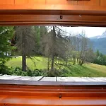 Mansarda A Cortina Daire *
