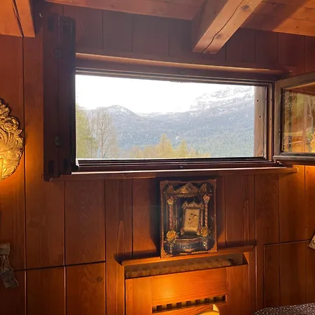 Apartment Mansarda A Cortina
