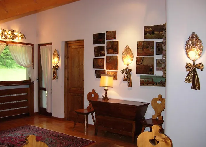 Apartmán Mansarda A Cortina