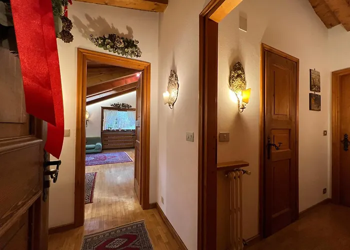 Mansarda A Cortina Apartmán *